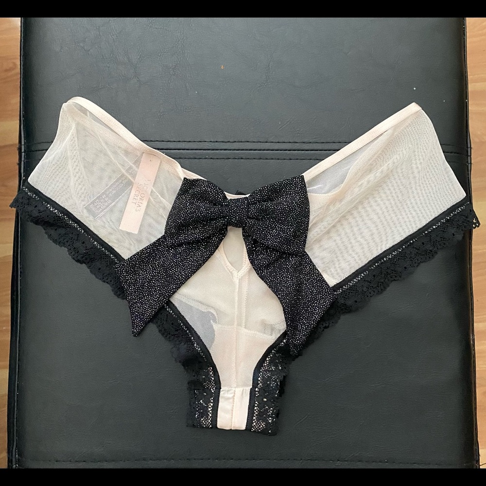 Victoria's Secret cheeky